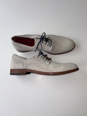 Johnston & Murphy Suede Oxford